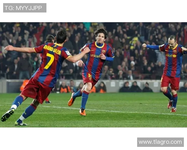 足球明星挑战赛车极限速度精彩瞬间全记录